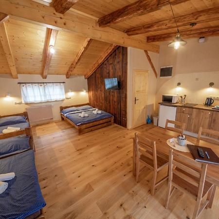 Apartment Ve Mlyne Теплице-над-Метуи Экстерьер фото