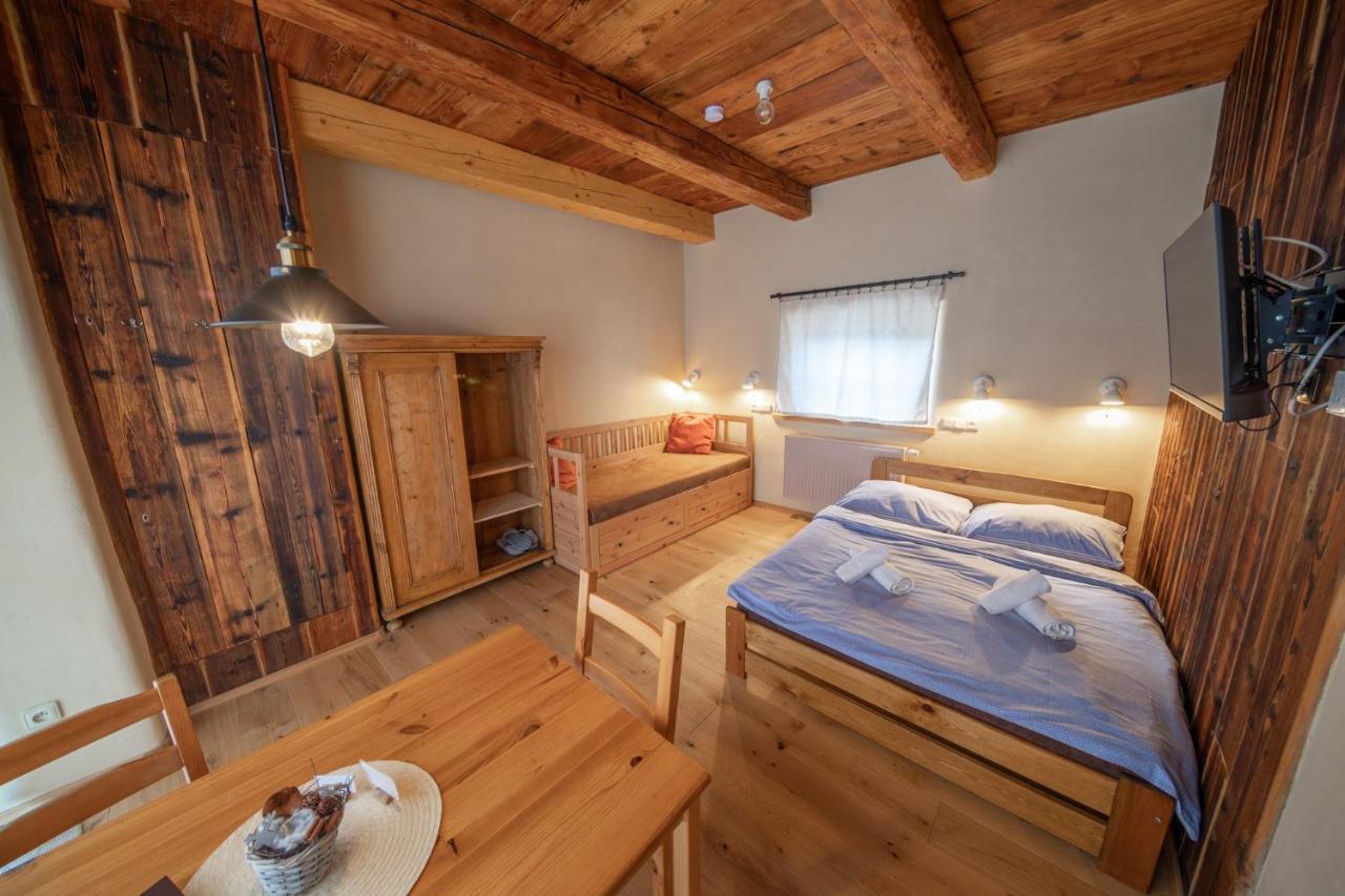 Apartment Ve Mlyne Теплице-над-Метуи Экстерьер фото